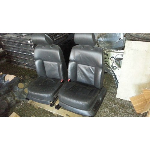 R02350 Сиденья передние airbag с боковыми подушками Phaeton б/у